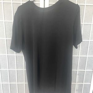 Lululemon Men’s tshirt